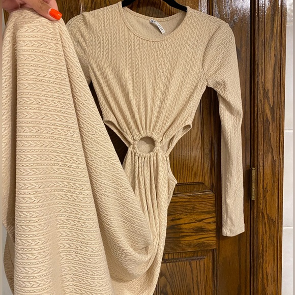 ZARA dress - Picture 1 of 4